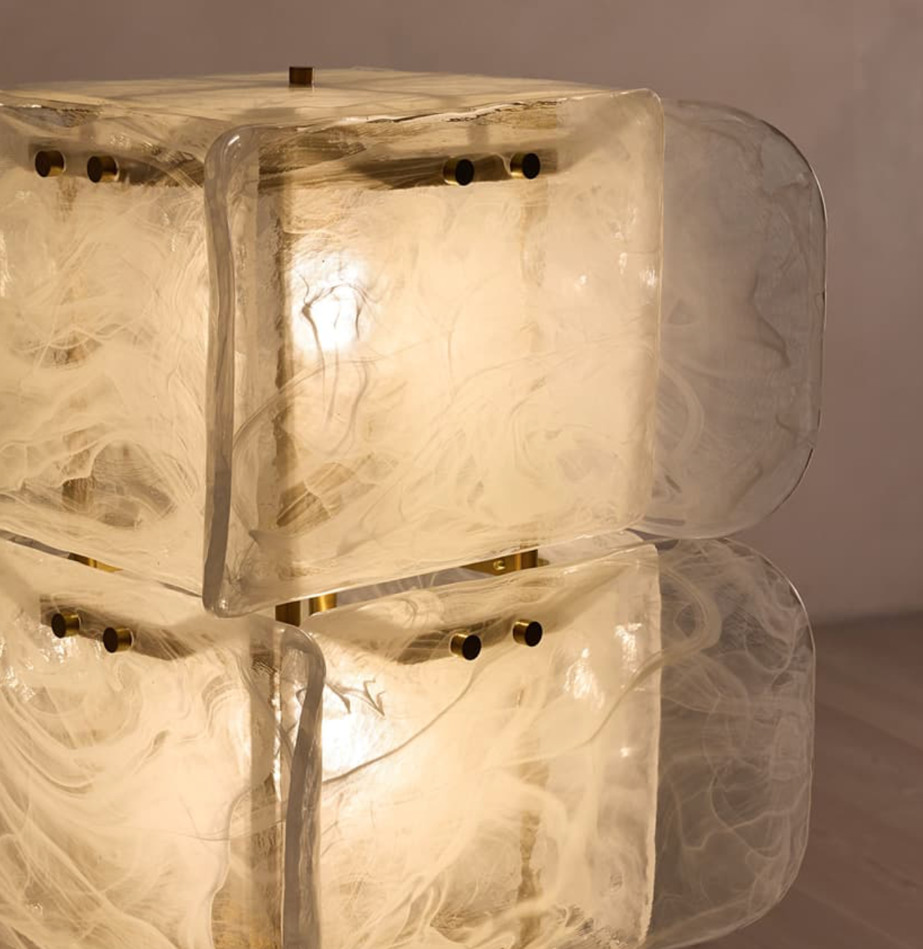 The São Paulo Floor Lamp
