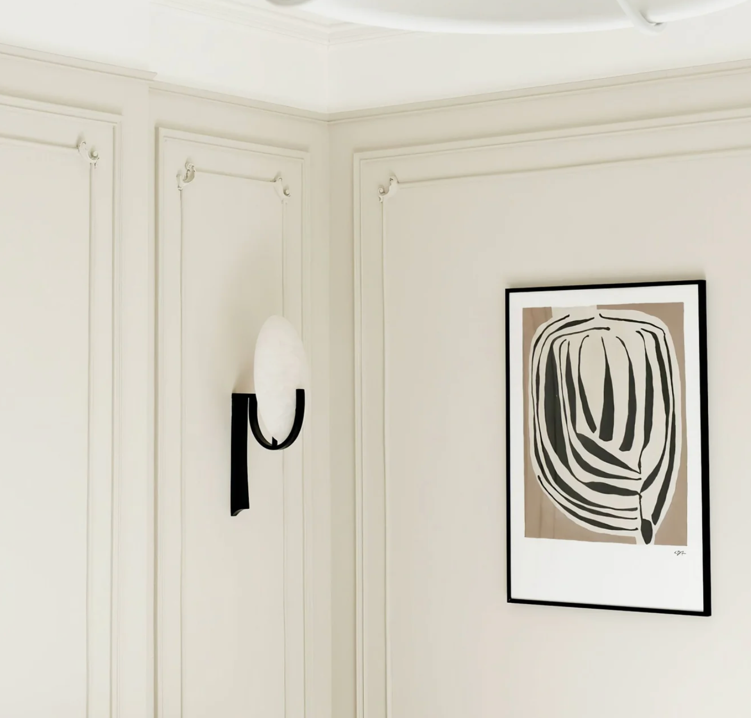 The Geneva Sconce
