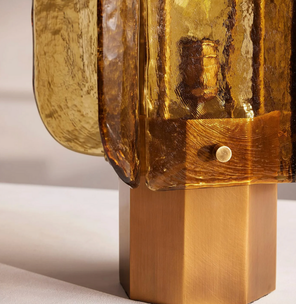 The São Paulo Table Lamp